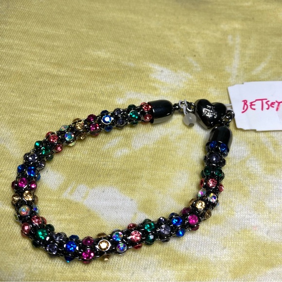 Betsey Johnson Jewelry - Betsey Johnson Confetti Bracelet Multi Colored Stones Gunmetal Magnetic Closure